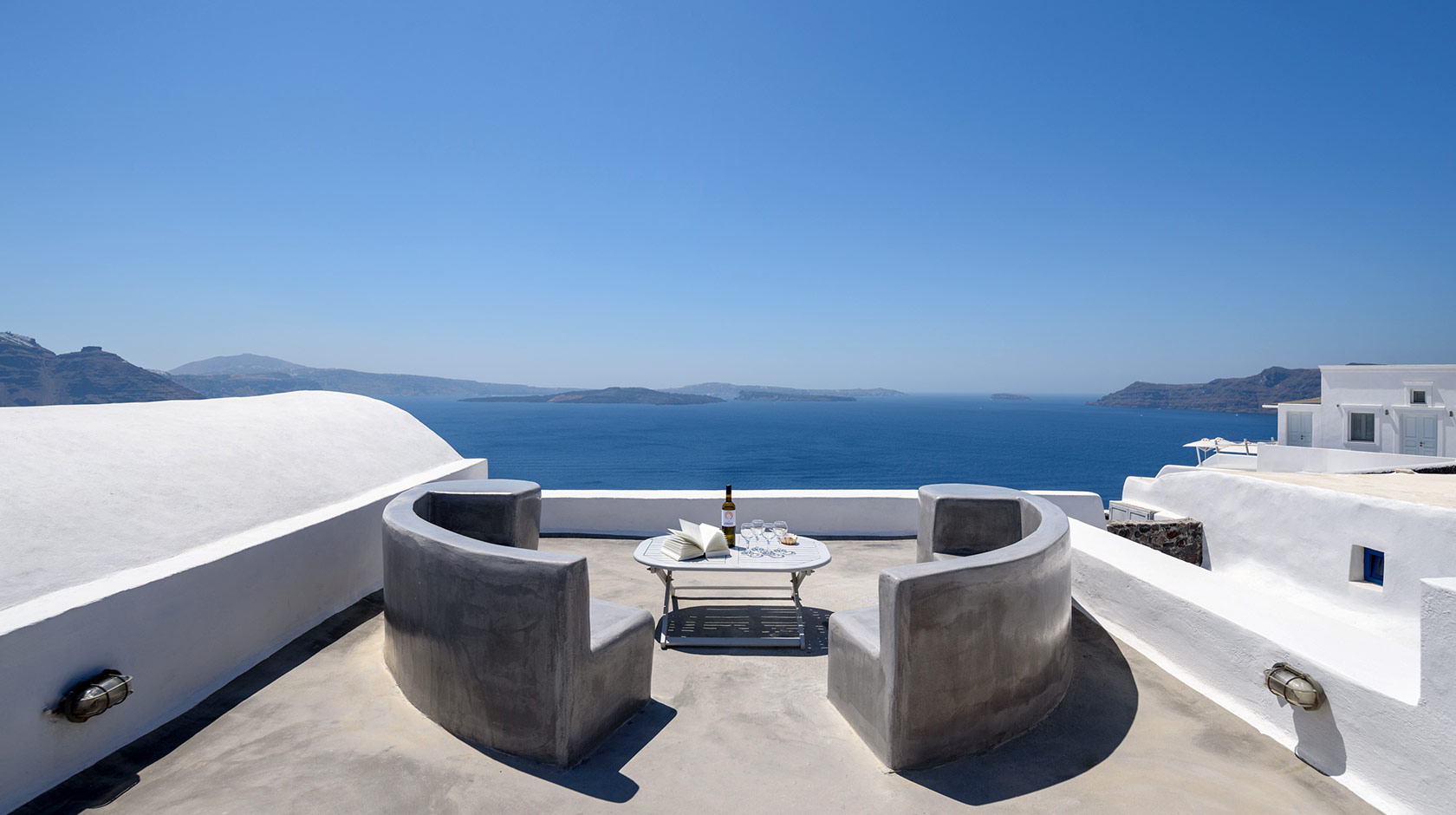 Ianthe Santorini Apartments & Studios Exterior View