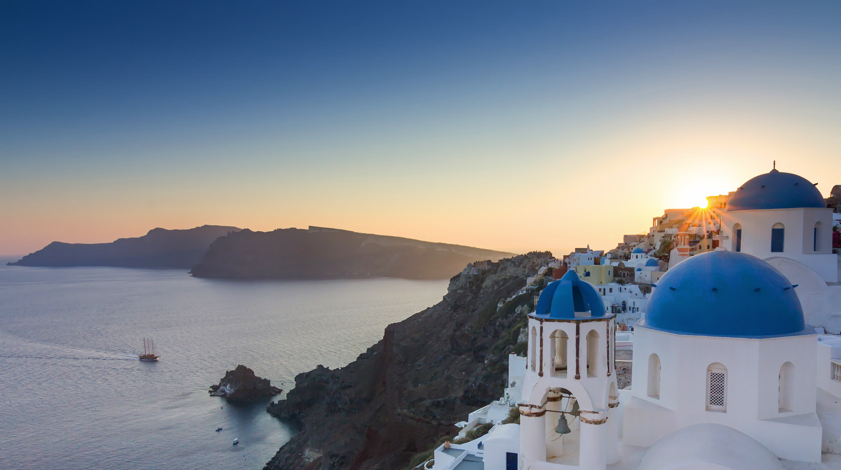 Oia Santorini Greece - Feel the magic